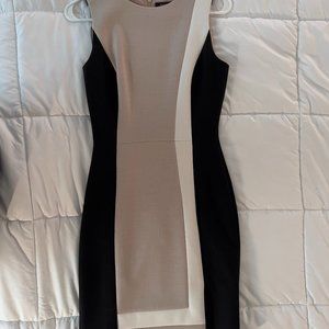 White House Black Market Dress - Size 00